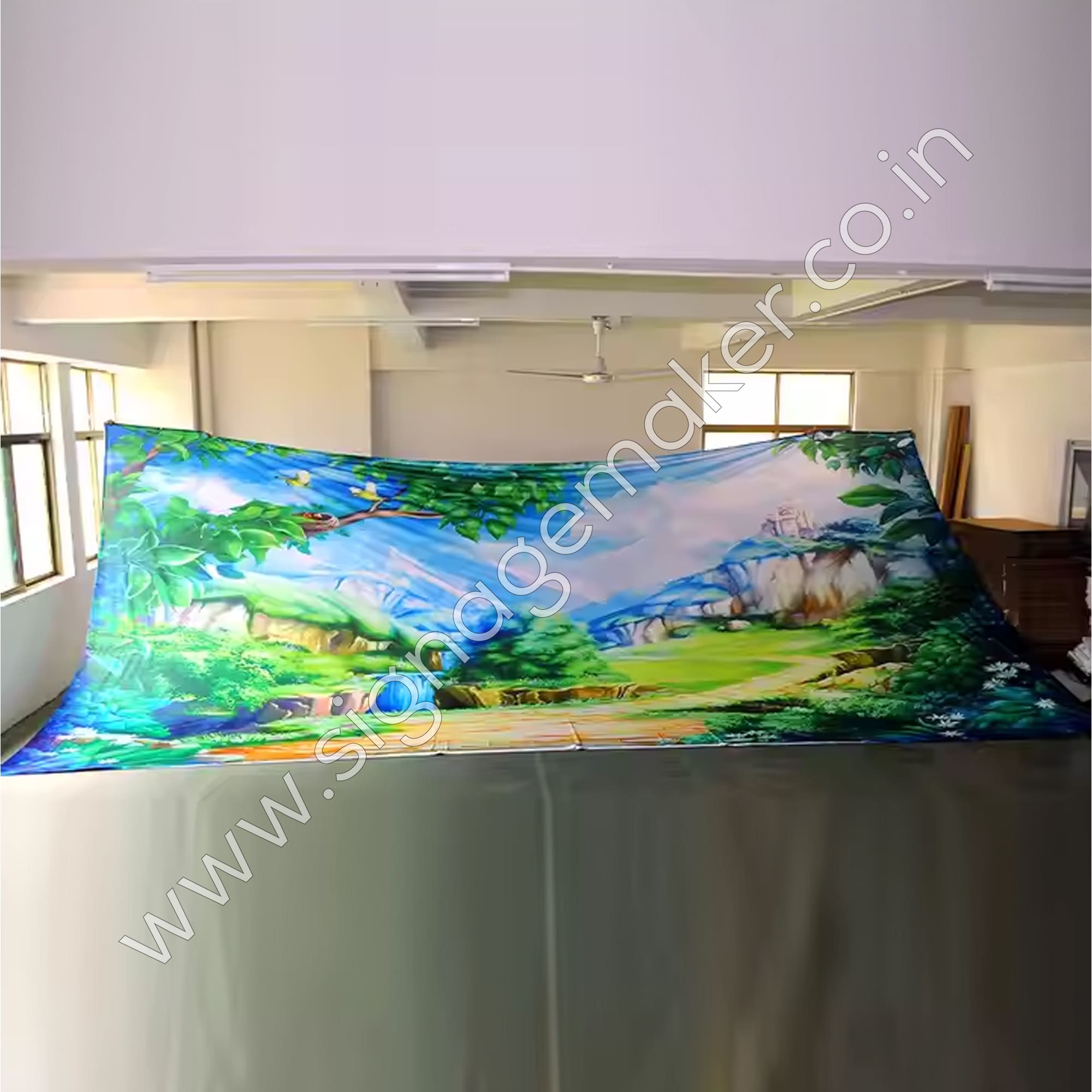 Custom Fabric Banner & Printing Services for Events & Promotions